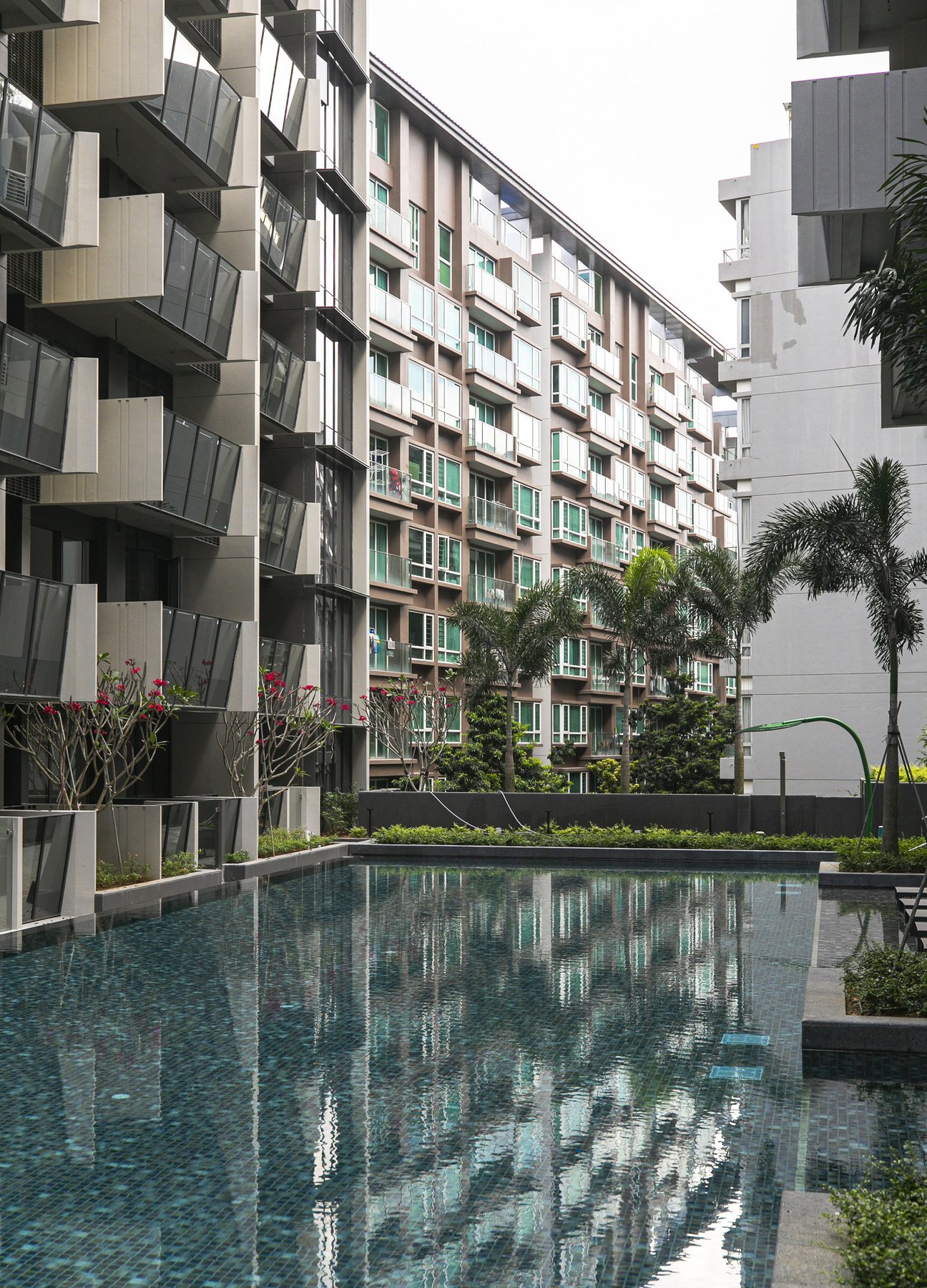 image of HAUS ON HANDY