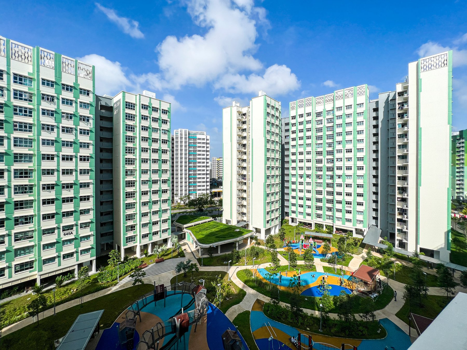 HDB TAMPINES GREENFOILAGE