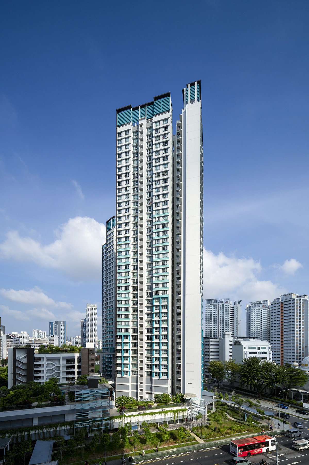 image of HDB TOWNER CREST