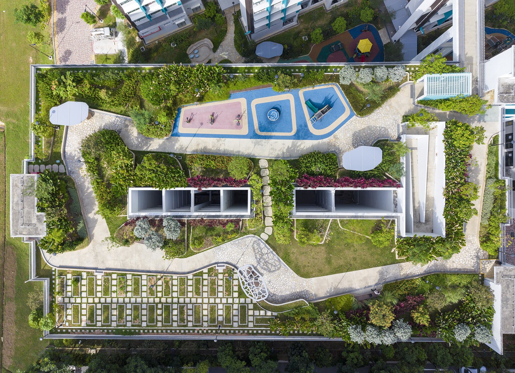 image of HDB TOWNER CREST