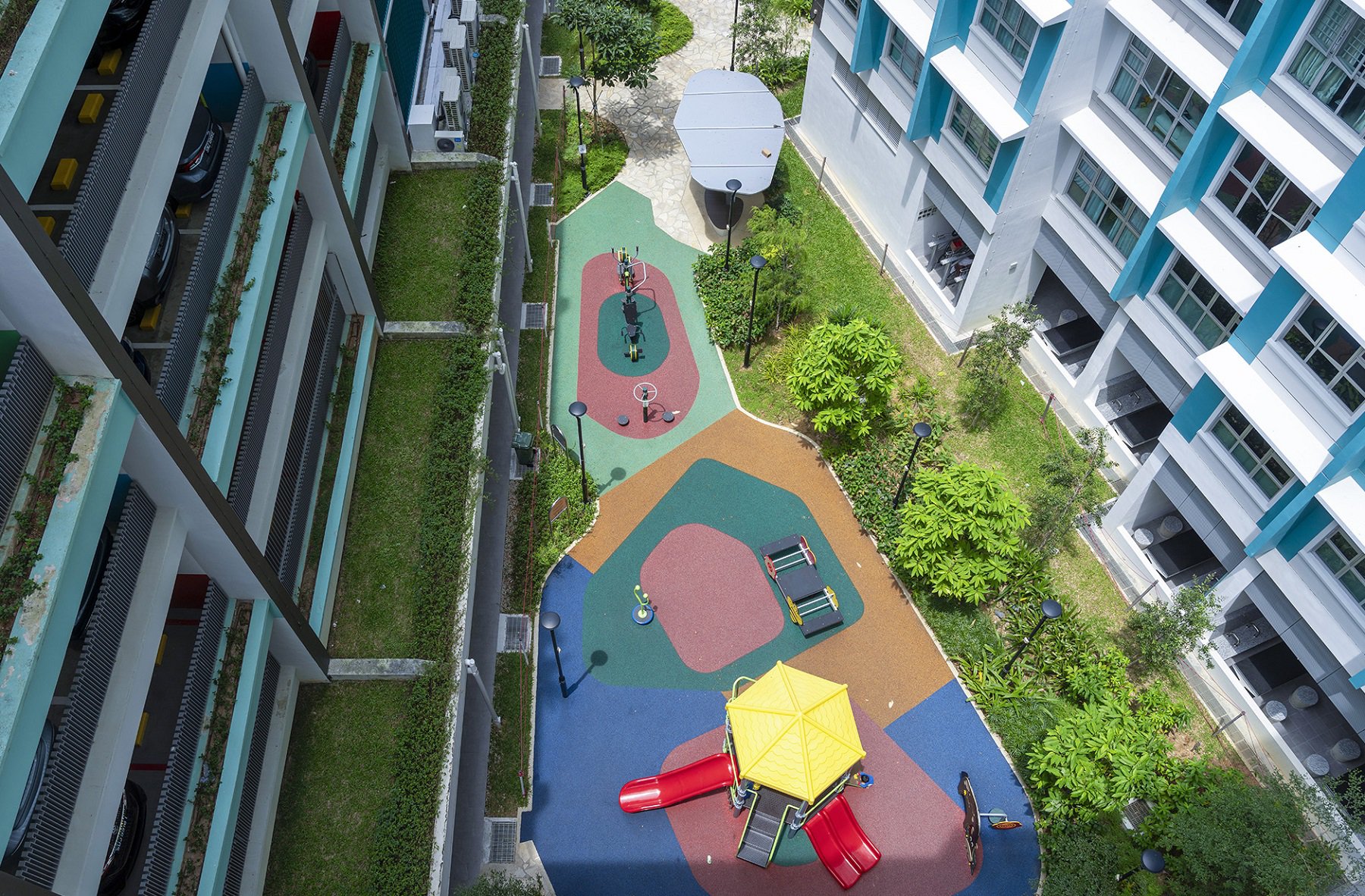 image of HDB TOWNER CREST